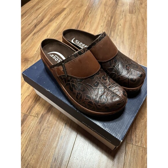 KLOGS 9W Wide Leather Austin Brown Flower Tool Clogs Shoes Comfort Non Slip NIB - Picture 1 of 8